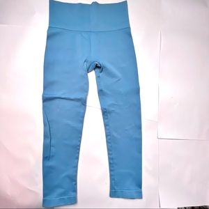 Set Active Blue Seamless Capri Leggings Size S